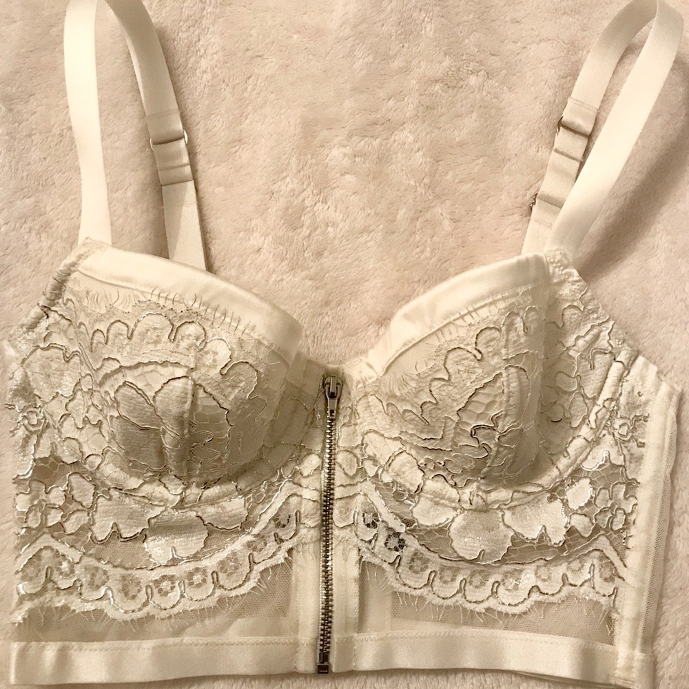 ✨NWOT Victoria’s Secret Demi